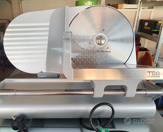 AFFETTATRICE ELETTRICA 