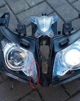 T-Max 530 '12 : faro parafango devio forcella