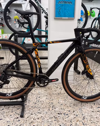 WHISTLE KIOWA XPLR SRAM AXS 13X1
