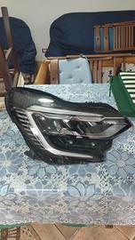 Faro dx Renault Captur 2023 GPL