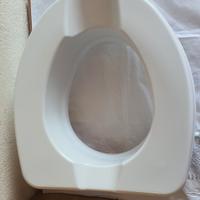 SEDILE WC RIALZATO ALZAWATER 10 CM PER DISABILI E 