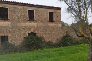 Terreno con fabbricato