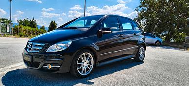 MERCEDES CLASSE B180 109 CV-SPORT