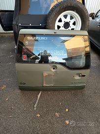 portellone Nissan Terrano