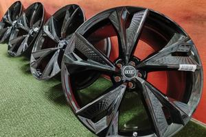 Cerchi Audi Q8 RS RS6 RS7 A8 E-TRON S 10.5x22 ET19