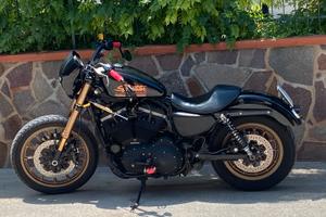 Harley Davidson XL883R Sportster