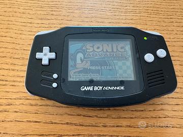 Game boy Advance + Sonic