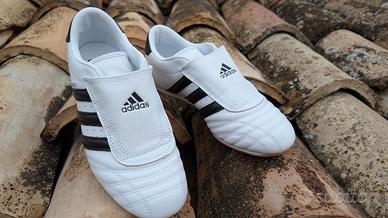 ADIDAS TAEKWONDO 38 E 2/3 (TAGLIA 7)