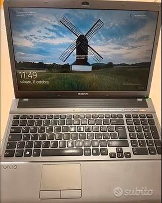Sony Vaio VPCF11J1E