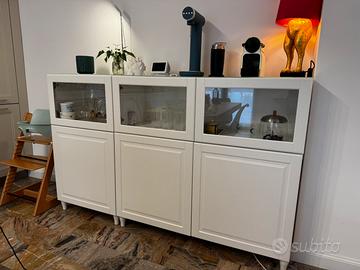 BESTÅ Ikea con top ed ante in vetro - come nuovo
