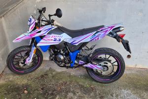 Motard KSR 50 preparata,piu' grafiche