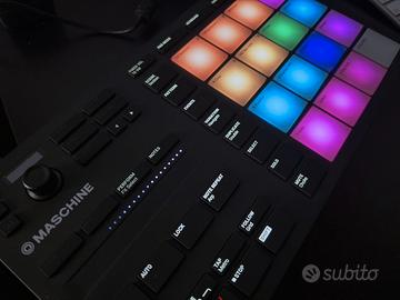 Maschine Mikro MK3 come NUOVA + 10 Expansions