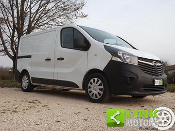 Opel Vivaro anno 2015 ben tenuto con garanzia mecc