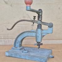 Taglia fori in matonelle