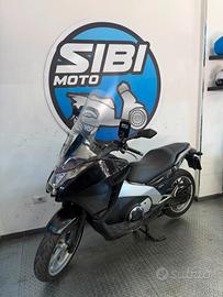 Honda Integra 700