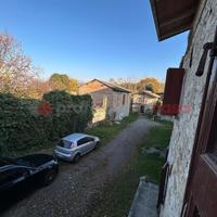 Villa a schiera Baiso [Cod. rif T164VRG]