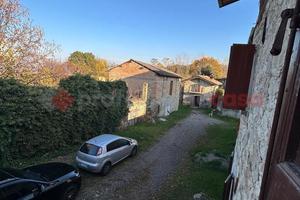 Villa a schiera Baiso [Cod. rif T164VRG]