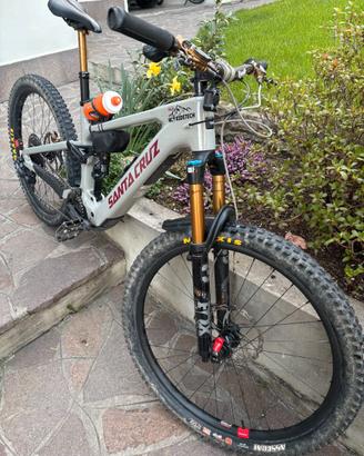 Santa cruz Vala Tg L + upgrade