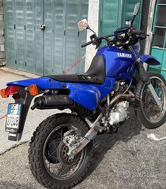 Yamaha xt 600 e anno 2002