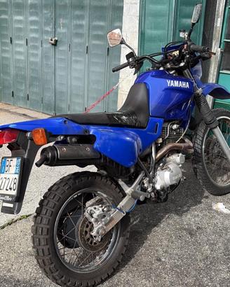 Yamaha xt 600 e anno 2002