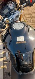Honda hornet