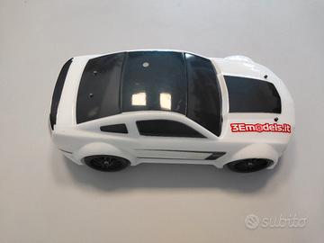 Automodello 1:10 Traxxas scala 1:16 