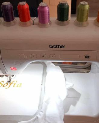 Ricamatrice Brother innovis V3