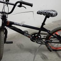BMX bicicletta 