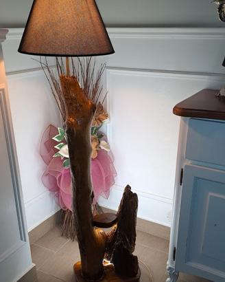 Lampada artigianale da pavimento