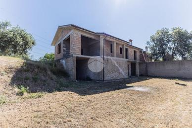 BIFAMILIARE A MONTEROSI