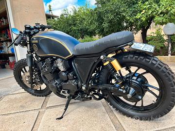 Yamaha xj scrambler