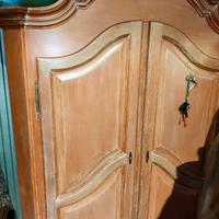 armadio cappello gendarme