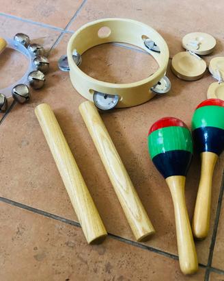 Strumenti musicali giocattolo