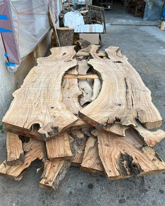 Tavole in legno di ulivo