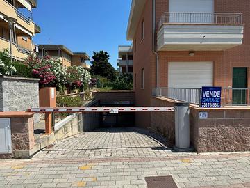 Rif.V205| garage follonica