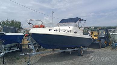 Terminal boat 21 cabin