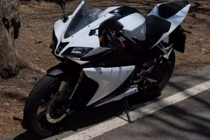 Yamaha YZF R125 ABS 2018 ACCESSORIATA