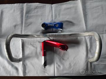 Attacchi manubrio DEDA  e manubrio Deda