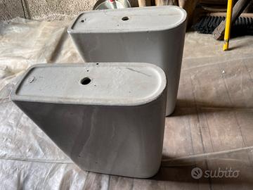 Coppia basi/piedi in ceramica x lavatoio
