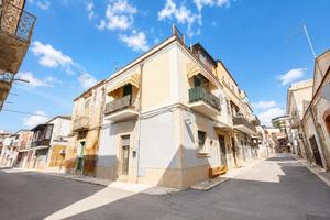 MONOLOCALE A FOGGIA