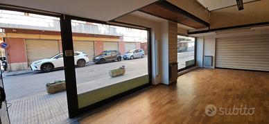 Lanciano centro, elegante locale commerciale 175mq