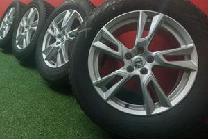 Cerchi Volvo XC90 XC60 Gomme Invernali 235 60 18