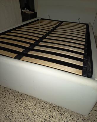 Letto una piazza e mezza bianco di qualità