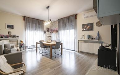 TRE LOCALI CON BOX E CANTINA !!!