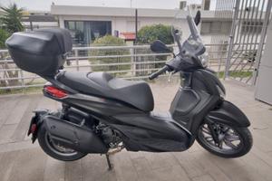 Piaggio Beverly Tourer 400 hpe