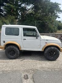 Suzuki samurai