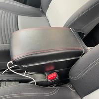 Bracciolo centrale toyota Yaris hybrid 2019