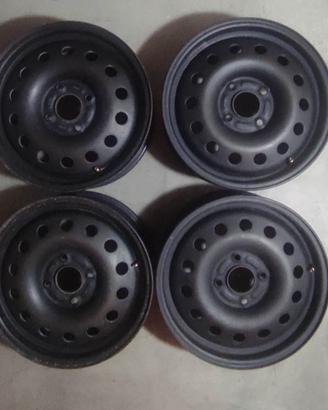 4 Cerchi in ferro 15" 6J x 15H2 ET 62.5
