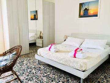 Camere singole Vicino mercato e teatro lirico