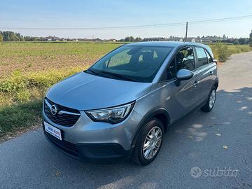 Opel Crossland X adatta neopatentati
